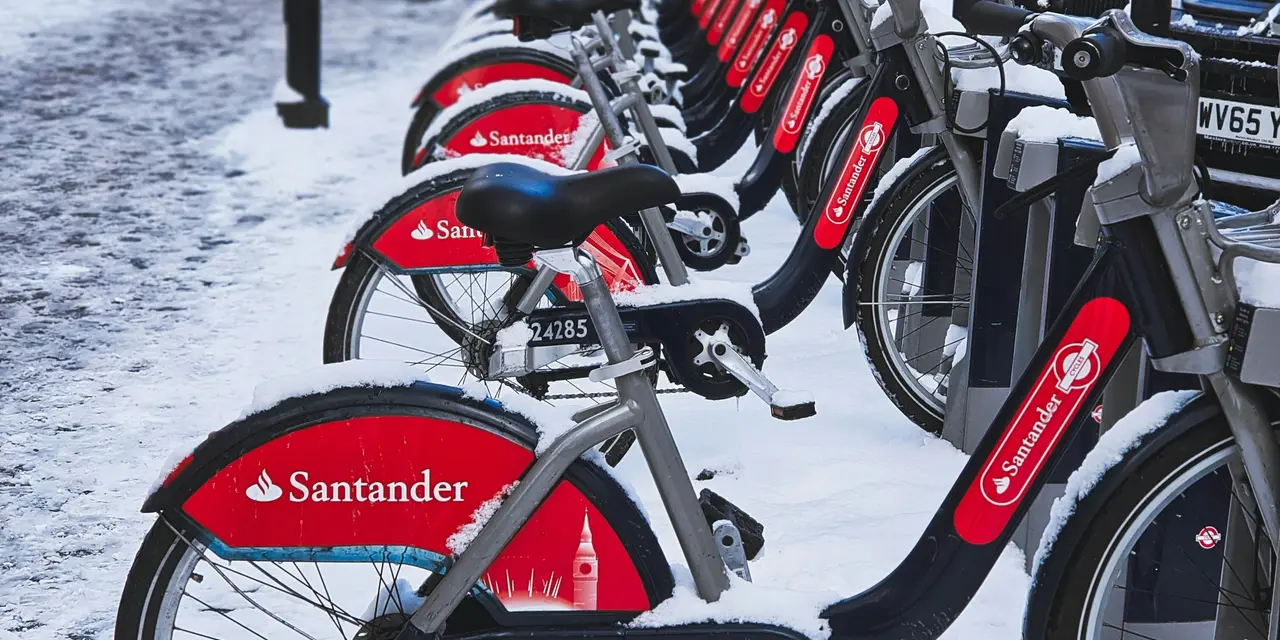 $120,000 Stolen by Bank Employee: Santander Theft Exposes the Crisis of Insider Risk